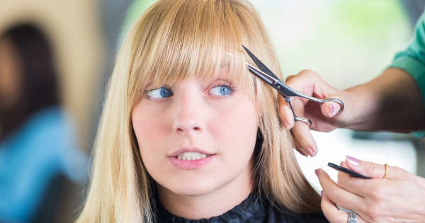 5 Worth-It Curtain Bangs Haircuts For The New Year